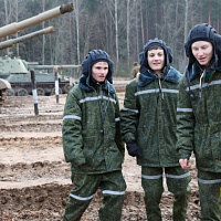 Сюрприз для юных «танкистов»