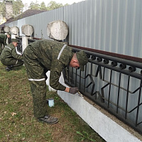 Внесли свой вклад в субботник