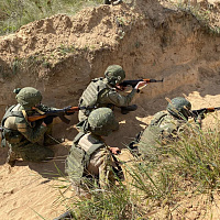 Занятия по боевой подготовке с военнослужащими 11 омбр