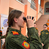 Военнослужащие продолжают проводить профориентационную работу