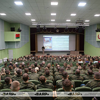 Представители идеологического актива Республики Беларусь выступают перед личным составом соединений и воинских частей