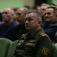 Воспитывая патриотов