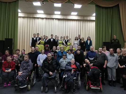 Концерт для престарелых и инвалидов
