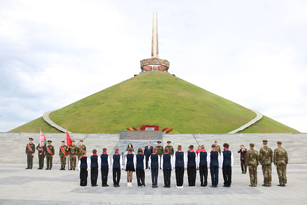 Учащиеся гимназии города Жодино вступили в военно-патриотический клуб «Волот»
