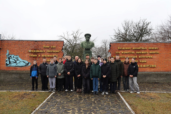 Школьники посетили 38 одшбр