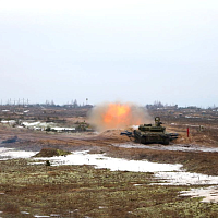 Контрольные стрельбы штатным артиллерийским выстрелом из танка Т-72Б в 11 омбр