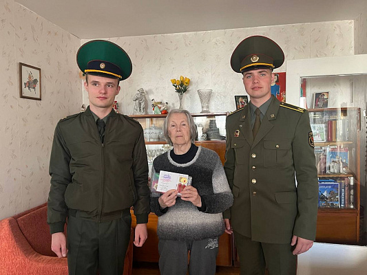 Поздравили ветеранов