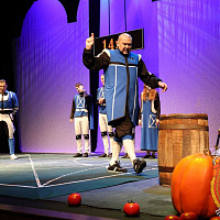 Российские военнослужащие посетили Драматический театр белорусской армии