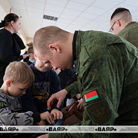 Представители транспортных войск посетили среднюю школу № 1 города Любани