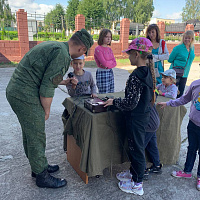 Автомобилисты в погонах принимают гостей