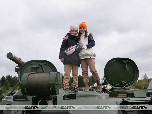 Торжественные мероприятия, приуроченные к годовому празднику 11 омбр, прошли в Слониме