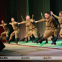 Военные артисты выступили с отчетным концертом