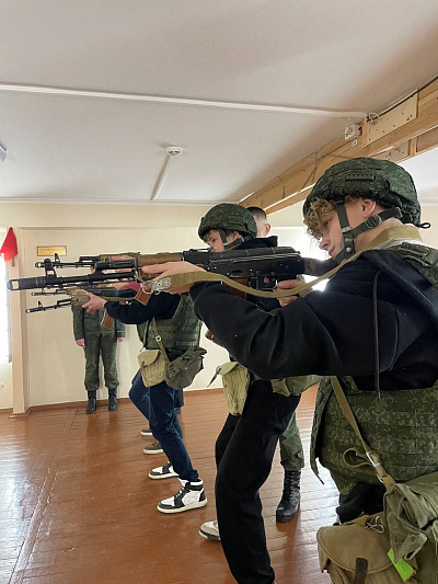 «Один день из жизни курсанта»