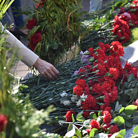 Память в сердце храним