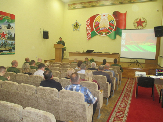 В военных комиссариатах Минской области проходят занятия по боевой готовности