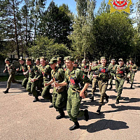 Курсанты Военной академии совершили марш-бросок