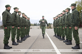 В Минской военной комендатуре проходят занятия с новым пополнением