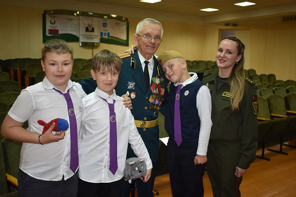 Урок мужества для школьников