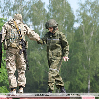 Участники проекта «Минская смена 2024» посетили 56-й отдельный полк связи  