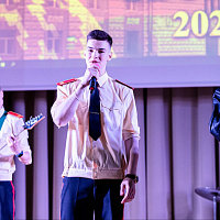 Последний звонок для алых погон