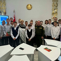 Представители 557 ибр поздравили школьников с началом нового учебного года