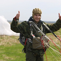 Военнослужащие войсковой части 89417 совершили десантирование