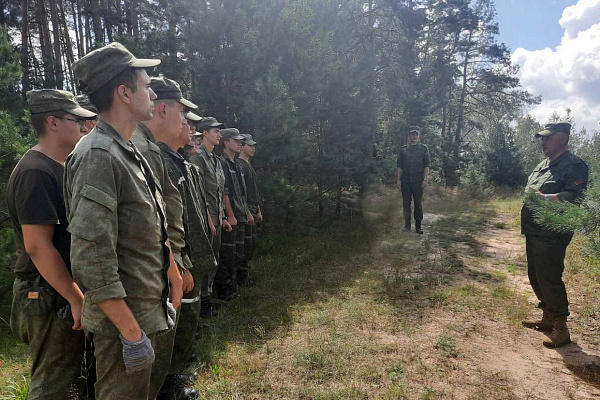 Представители 465 рбр помогают ликвидировать последствия непогоды