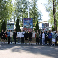 Об армии с интересом