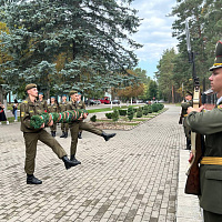 Торжественный приём в пионеры