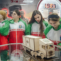 В рамках военно-патриотического воспитания 