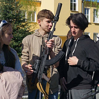 Брестские десантники принимают гостей