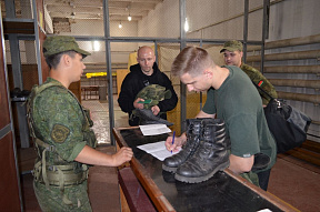Плановые сборы с офицерами запаса в 127 брс