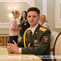 Личный состав военного информационного агентства «Ваяр» посетил с экскурсией Дворец Независимости