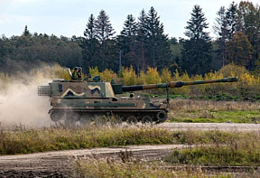 ВС Норвегии получат дополнительную партию 155-мм гаубиц K9 «Тандер»