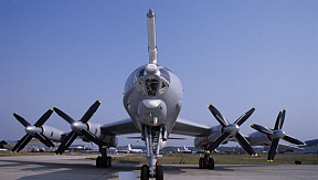 ВМФ получит модернизированный противолодочный Ту-142