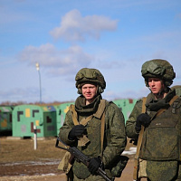 Взвод идет в учебный бой