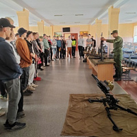 На базе 19-ой отдельной гвардейской механизированной бригады проходят сборы военно-патриотического лагеря «Патриот»