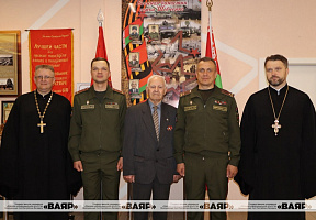 Торжественная церемония открытия памятной доски военной династии семьи Шевченко