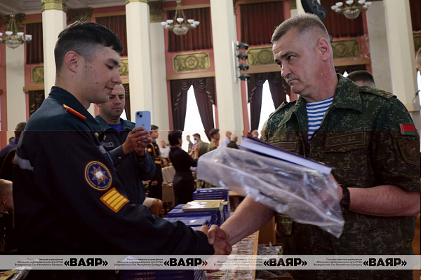 В МСВУ прошла церемония чествования участников парада войк, посвященного 80-летию освобождения Беларуси от немецко-фашистских захватчиков