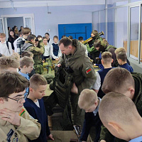 Военнослужащие 465-й ракетной бригады провели «Урок мужества»