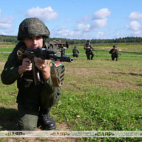 На полигоне Уручье проходят занятия по огневой подготовке с офицерами органов военного управления
