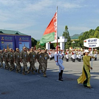 «Флаги поднять!»