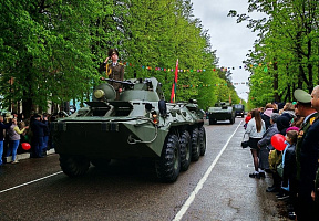 Военнослужащие 72 ОУЦ приняли участие в мероприятиях, посвящённых 81-й годовщине Победы