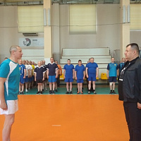 В духе соперничества