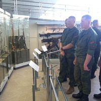 На «АрМИ», равняясь на поколение победителей