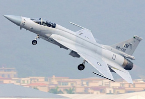 Аргентина намерена закупить в Пакистане самолеты JF-17A	