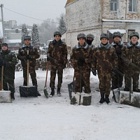 Гвардейцы пришли на помощь