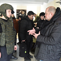 Плановые занятия по воздушно-десантной и огневой подготовке с воспитанниками военно-патриотического клуба «Зубр»