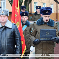 Церемония вручения личному составу 8 ртбр трассового радиолокационного комплекса «Сопка-2»
