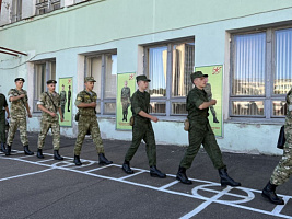 Строевой подготовке — особое внимание